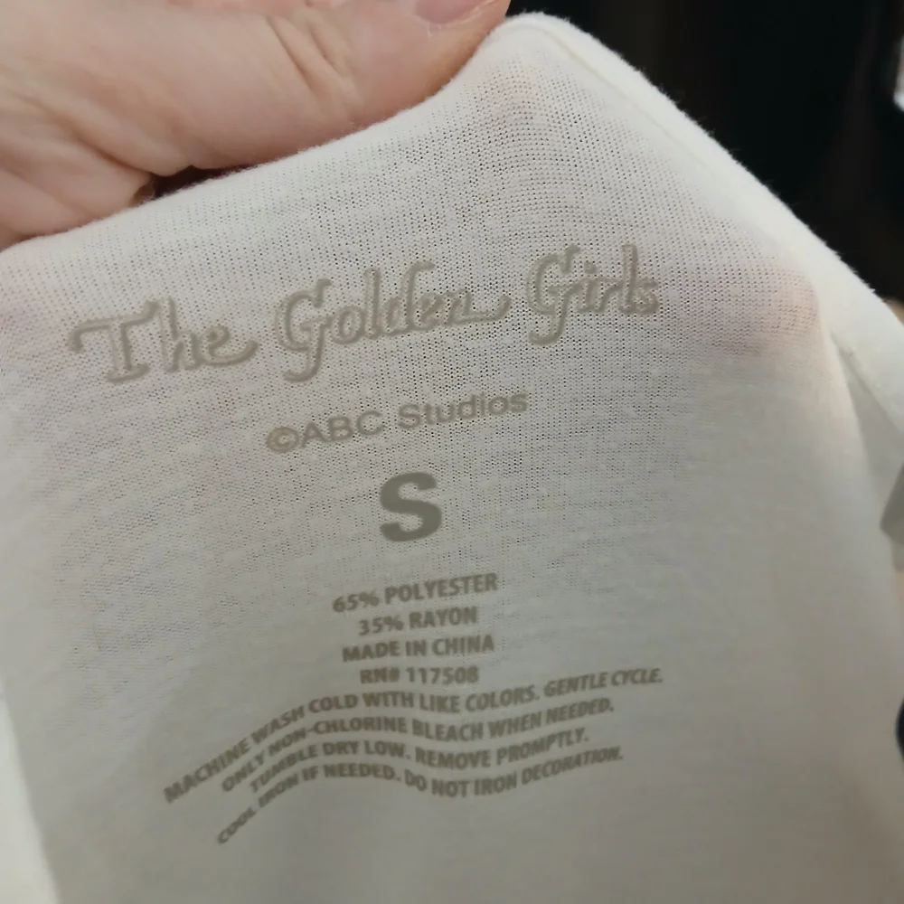 The Golden Girls 'Keep America Golden' Tank Top - Picture 5 of 7